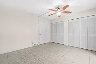 52 Kingswood C, West Palm Beach, FL 33417 - Photo 14