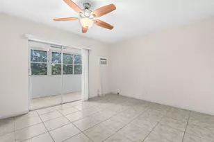 52 Kingswood C, West Palm Beach, FL 33417 - Photo 16