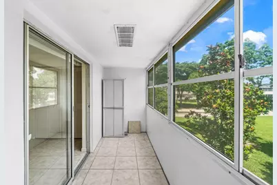 52 Kingswood C, West Palm Beach, FL 33417 - Photo 18