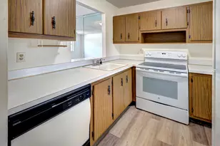 420 SE 2nd Ave, Deerfield Beach, FL 33441 - Photo 4