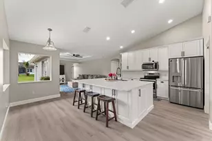 292 SW Janice Ave, Port Saint Lucie, FL 34953 - Photo 10