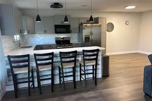 211 Country Ln, Boynton Beach, FL 33435 - Photo 2
