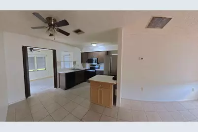 372 NW Airoso Boulevard, Port Saint Lucie, FL 34983 - Photo 8