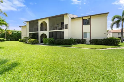317 Knotty Pine Circle #D-2, Greenacres, FL 33463 - Photo 16