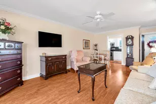 2930 Crosley Dr E, West Palm Beach, FL 33415 - Photo 8