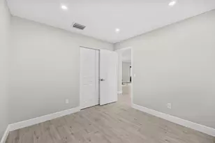 265 SW Dalton Cir, Port Saint Lucie, FL 34953 - Photo 20