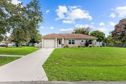 265 SW Dalton Circle, Port Saint Lucie, FL 34953 - Photo 2
