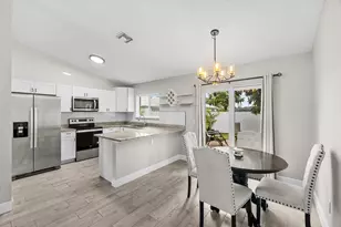 265 SW Dalton Cir, Port Saint Lucie, FL 34953 - Photo 6