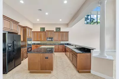 10513 Versailles Boulevard, Wellington, FL 33449 - Photo 14