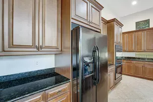 10513 Versailles Blvd, Wellington, FL 33449 - Photo 22