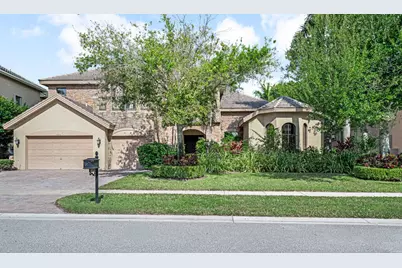 10513 Versailles Boulevard, Wellington, FL 33449 - Photo 2