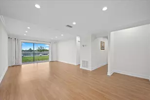 190 Lake Evelyn Dr, West Palm Beach, FL 33411 - Photo 1