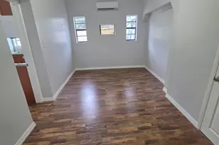 31 Edmund Rd, West Park, FL 33023 - Photo 4