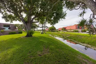 818 8th Ct, Palm Beach Gardens, FL 33410 - Photo 18