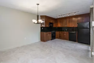 818 8th Ct, Palm Beach Gardens, FL 33410 - Photo 4