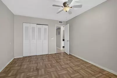 111 Sheffield E, West Palm Beach, FL 33417 - Photo 6