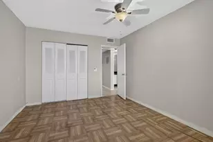 111 Sheffield E, West Palm Beach, FL 33417 - Photo 6