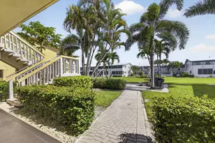 111 Sheffield E, West Palm Beach, FL 33417 - Photo 42