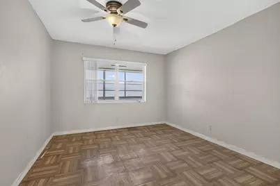 111 Sheffield E, West Palm Beach, FL 33417 - Photo 8