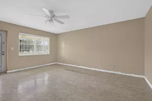 111 Sheffield E, West Palm Beach, FL 33417 - Photo 4