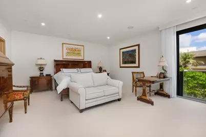 2 N Breakers Row #N32, Palm Beach, FL 33480 - Photo 16