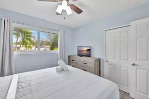 925 NE 25th Ave, Pompano Beach, FL 33062 - Photo 30