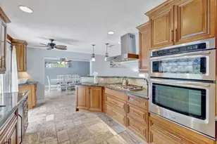 925 NE 25th Ave, Pompano Beach, FL 33062 - Photo 12