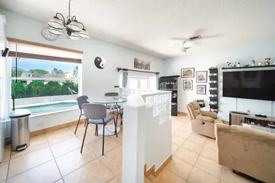 18438 NW 11th Street, Pembroke Pines, FL 33029 - Photo 14