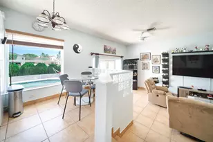 18438 NW 11th St, Pembroke Pines, FL 33029 - Photo 14