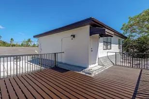 2447 Roosevelt St, Hollywood, FL 33020 - Photo 4
