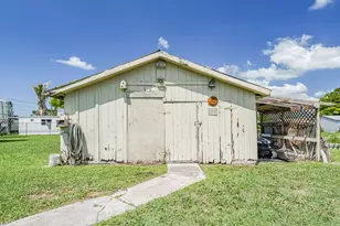 1040 Lissie Ln, Okeechobee, FL 34974 - Photo 30