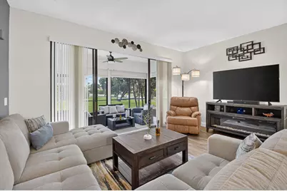 7677 Lexington Club Boulevard #B, Delray Beach, FL 33446 - Photo 10