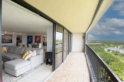2450 Presidential Way #1405, West Palm Beach, FL 33401 - Photo 8