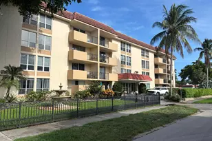 1000 Spanish River Rd, Boca Raton, FL 33432 - Photo 1