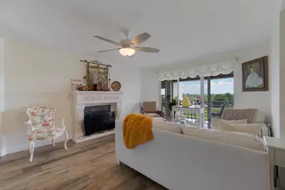 3959 Via Poinciana Drive #602, Lake Worth, FL 33467 - Photo 8