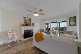 3959 Via Poinciana Dr, Lake Worth, FL 33467 - Photo 8