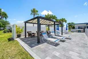 1210 S Drive Cir, Delray Beach, FL 33445 - Photo 36