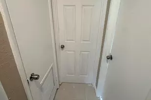 422 Caroline Ave, West Palm Beach, FL 33413 - Photo 22