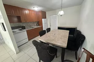 422 Caroline Ave, West Palm Beach, FL 33413 - Photo 4