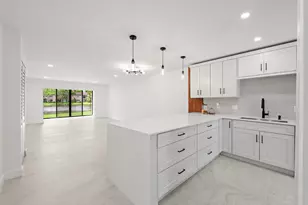 9293 Vista Del Lago, Boca Raton, FL 33428 - Photo 2
