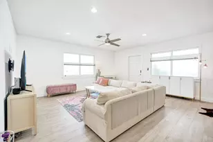 2050 NE 39th St, Fort Lauderdale, FL 33308 - Photo 10