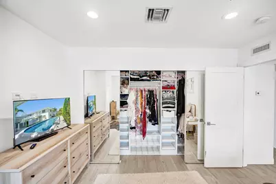 2050 NE 39th Street #101, Fort Lauderdale, FL 33308 - Photo 24