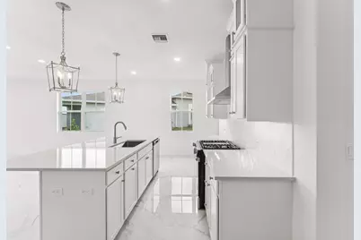 10059 NW Dreamweaver Road, Port Saint Lucie, FL 34987 - Photo 8