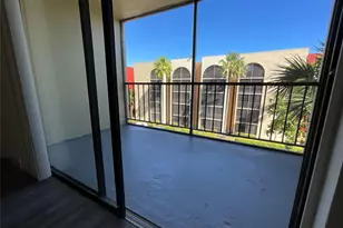 19455 NE 10th Ave, North Miami Beach, FL 33179 - Photo 2