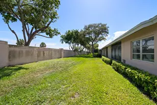8236 Summerbreeze Ln, Boca Raton, FL 33496 - Photo 22
