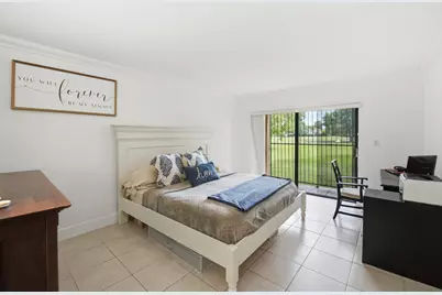 371 W Park Drive #1-17, Miami, FL 33172 - Photo 22