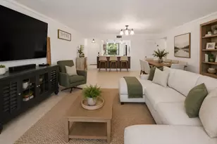 371 W Park Dr, Miami, FL 33172 - Photo 6