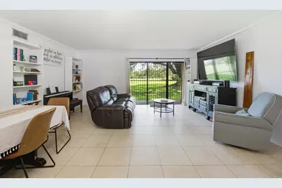 371 W Park Drive #1-17, Miami, FL 33172 - Photo 18