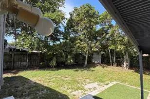 4927 SW 44th Terrace, Dania Beach, FL 33314 - Photo 10