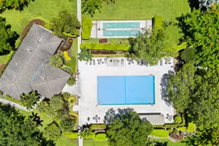 3510 Oaks Way, Pompano Beach, FL 33069 - Photo 2